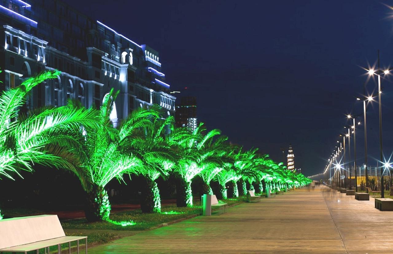 Viva Blue Batumi Aparthotel Buitenkant foto
