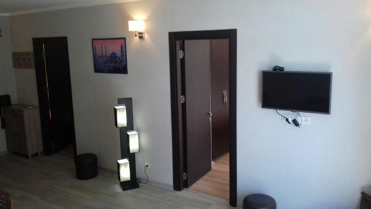 Viva Blue Batumi Aparthotel Buitenkant foto